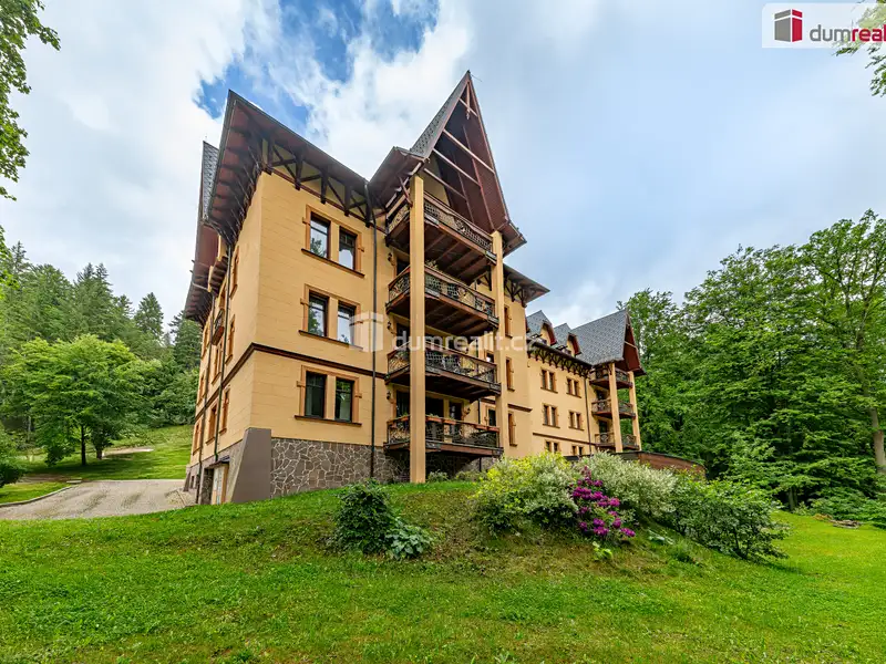 Prodej bytu 4+kk 143 m², Mariánské Lázně – náhled fotky 1