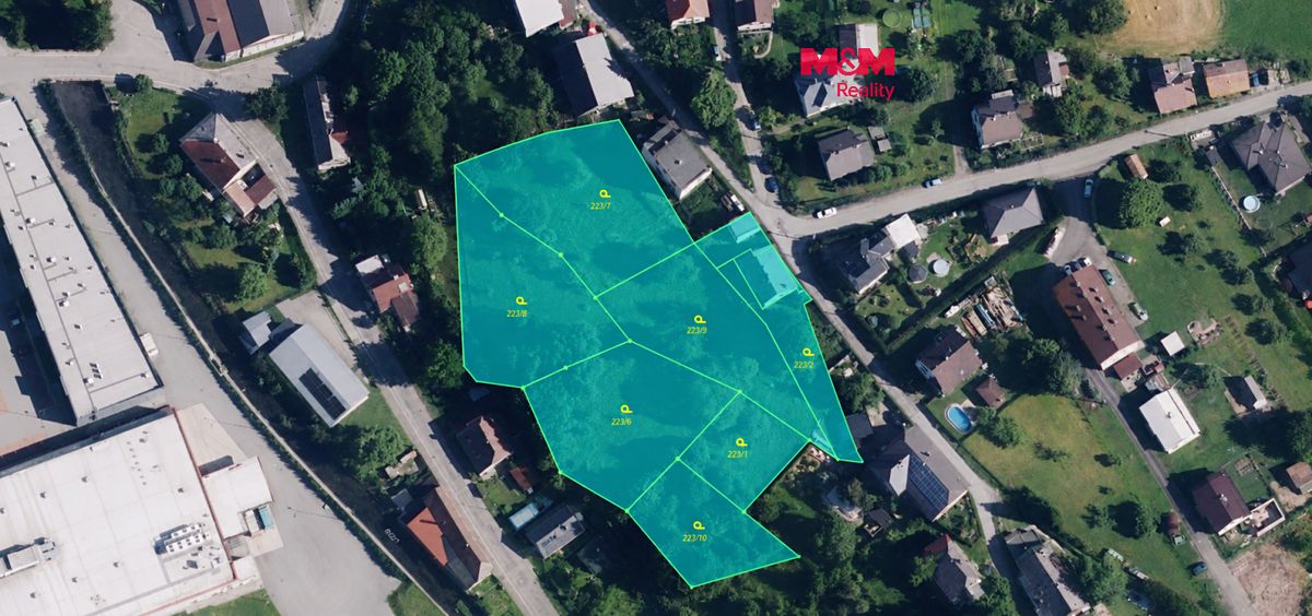 Prodej stavebního pozemku 6890 m²
