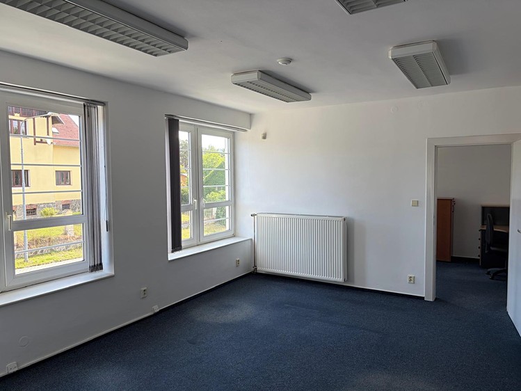 Pronájem komerčního prostoru, 162 m² (3 z 14)