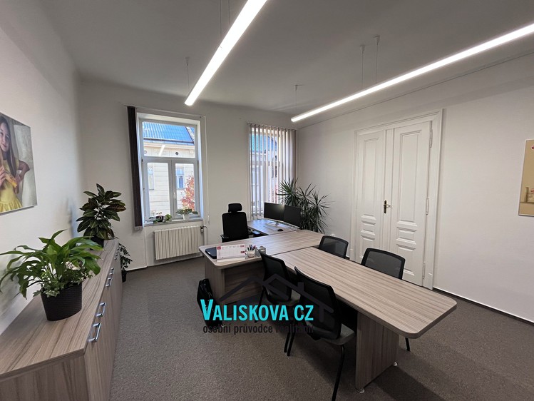 Комерційне приміщення в оренду, 93 м² (1 з 20)