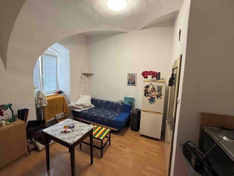 Prodej bytu 1+kk 18 m² – fotografie 3