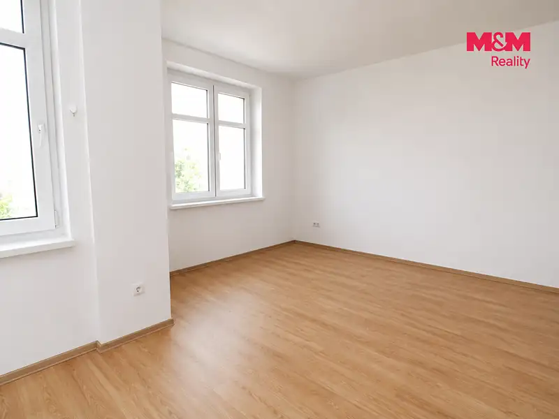 Prodej bytu 1+kk 32 m², Praha – náhled fotky 3