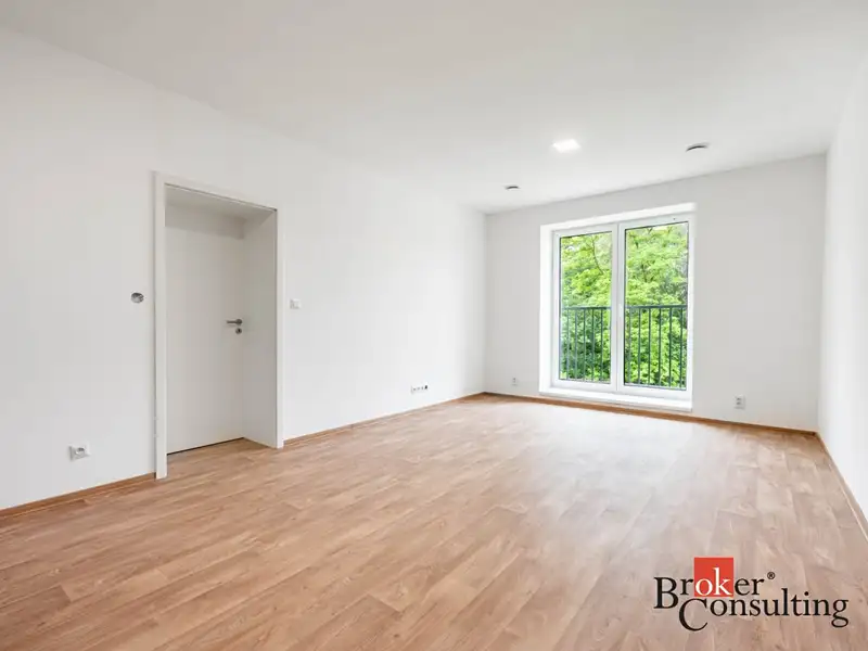 Pronájem bytu 2+kk 44 m²