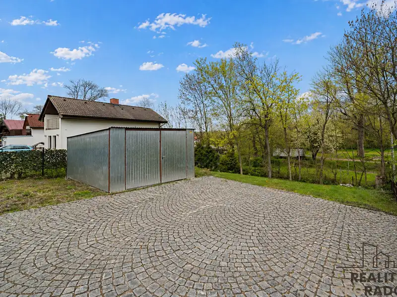 Prodej stavebního pozemku 350 m², Pardubice – náhled fotky 3
