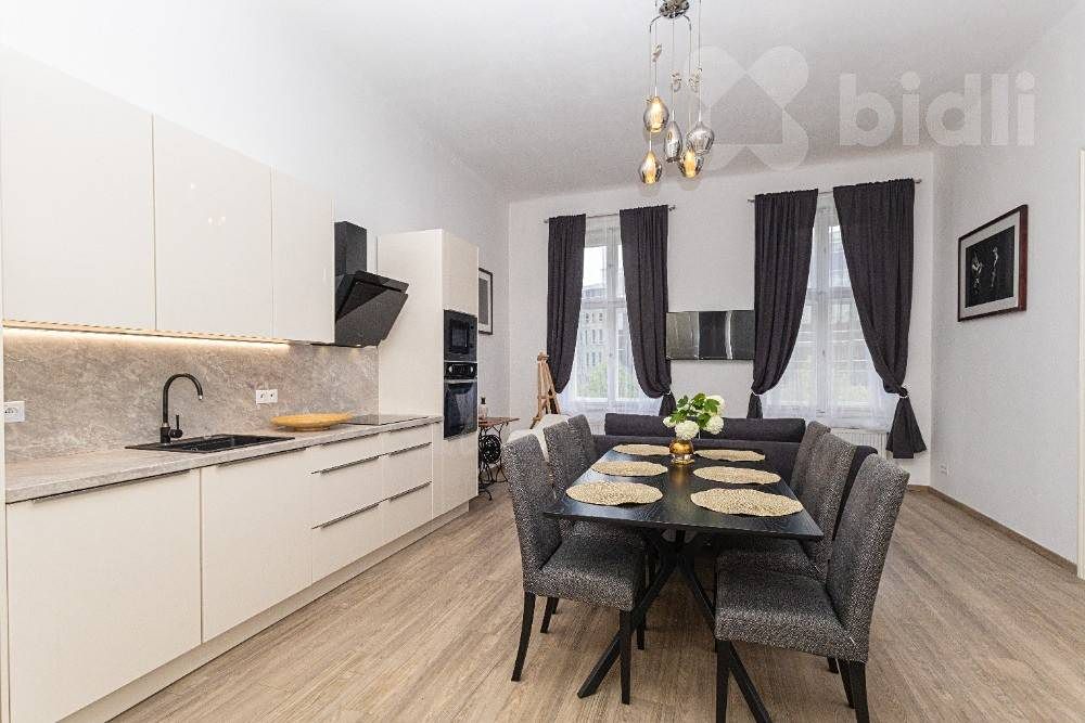 Pronájem bytu 2+kk 80 m²