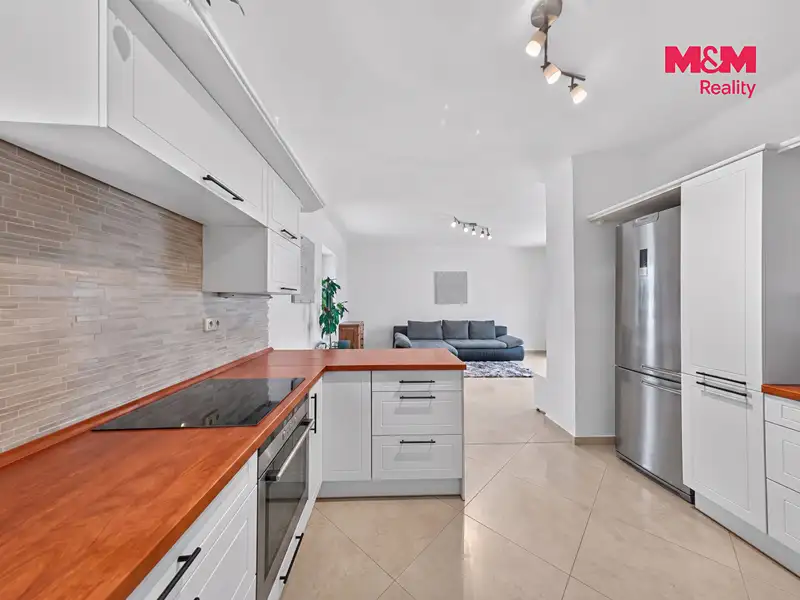Prodej rodinného domu 154 m², pozemek 392 m², Praha – náhled fotky 2