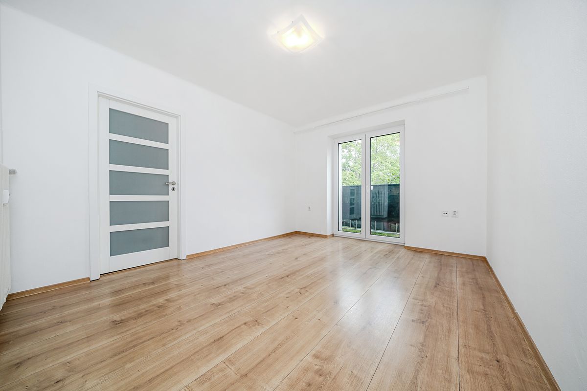 Pronájem bytu 2+1 46 m² – fotografie 4