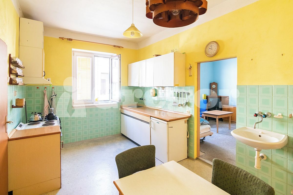 Prodej rodinného domu 154 m², pozemek 482 m² – fotografie 3