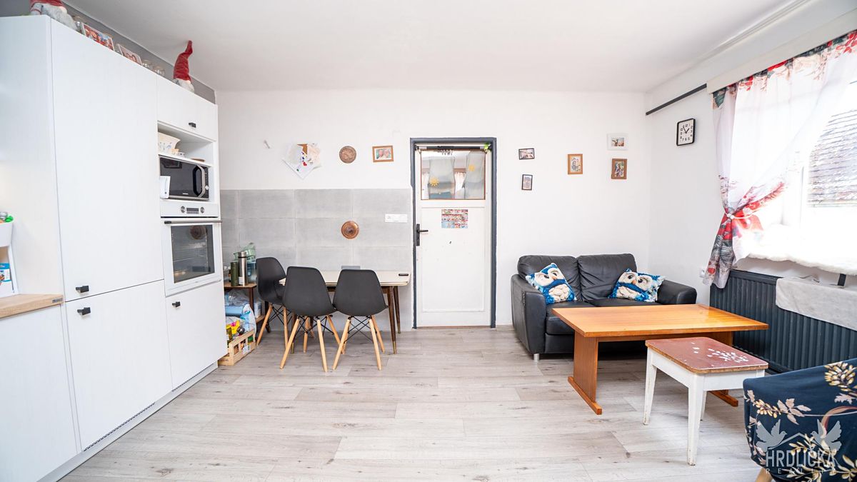 Prodej rodinného domu 76 m², pozemek 551 m² – fotografie 5