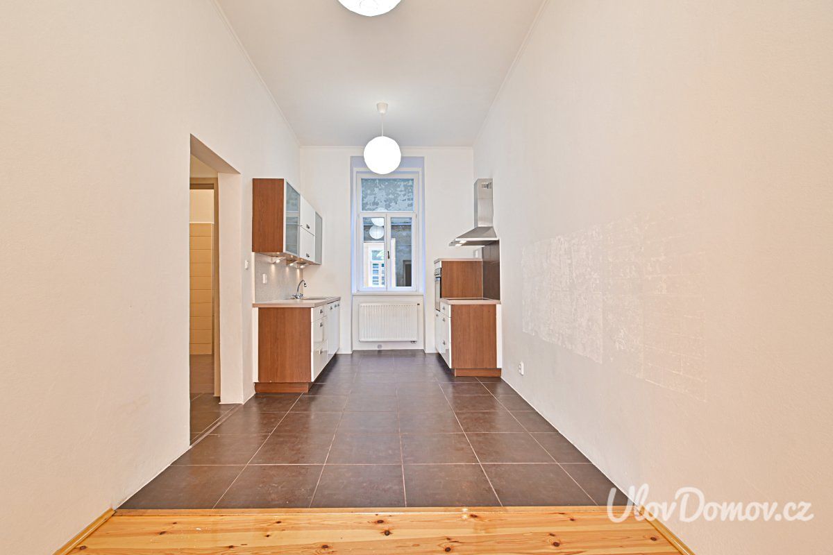 Pronájem bytu 2+1 72 m² – fotografie 5