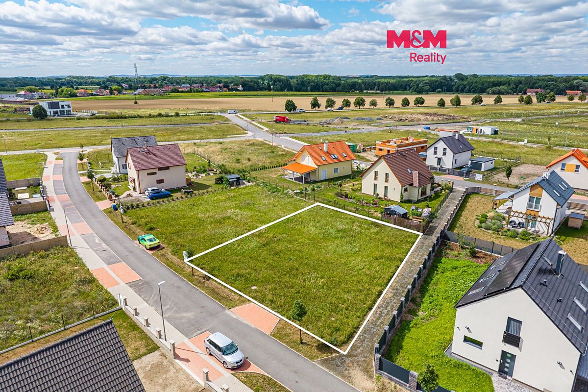 Prodej stavebního pozemku 714 m², Choťánky – fotka 1 z 3