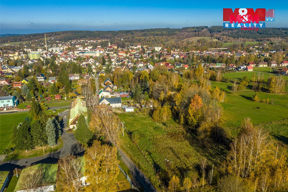 Prodej stavebního pozemku 902 m² – fotografie 3