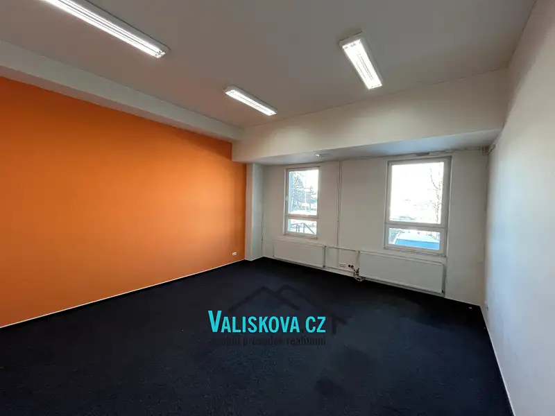 Pronájem kanceláře 347 m², Kroměříž – náhled fotky 3