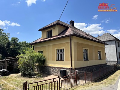 Prodej  rodinného domu 260 m², pozemek 1 162 m²