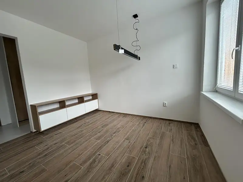 Pronájem bytu 2+1 68 m², Trojanovice – náhled fotky 2