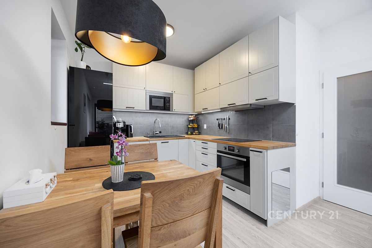 Pronájem bytu 2+kk 51 m² – fotografie 5