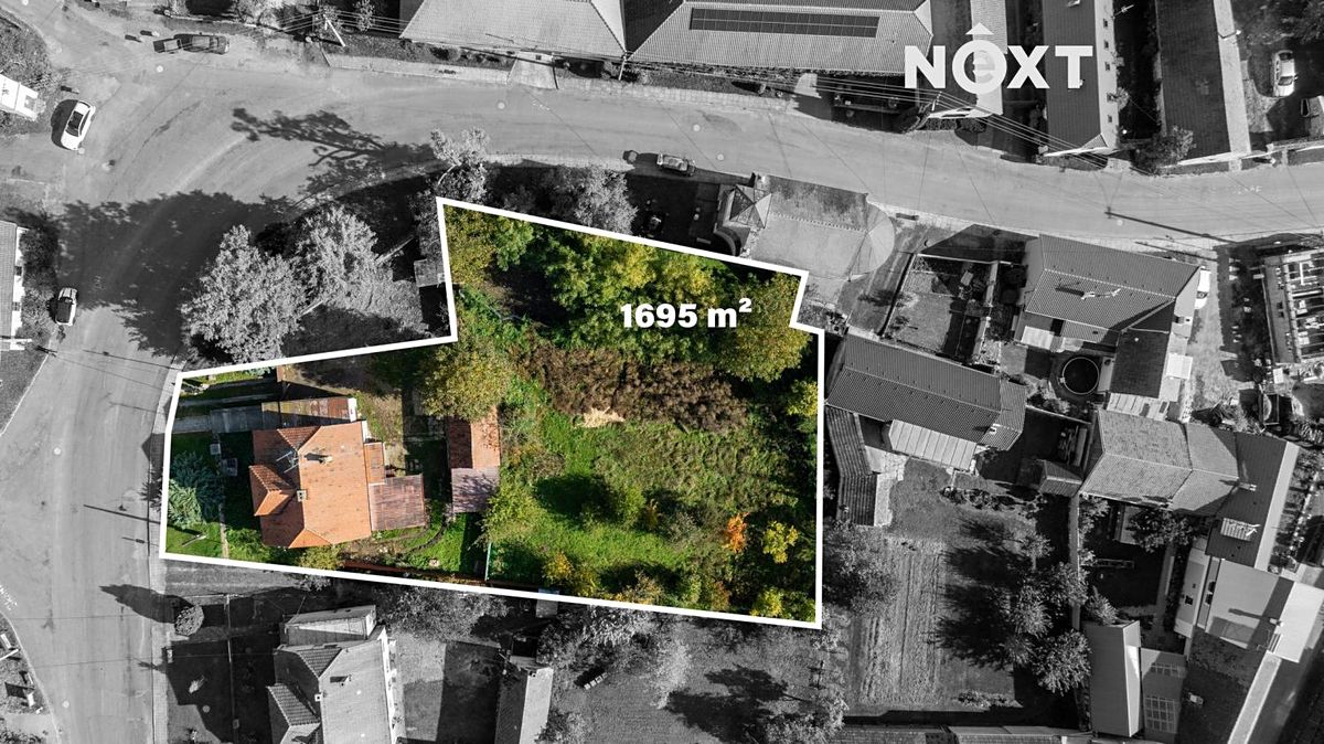 Prodej rodinného domu 234 m², pozemek 1695 m² – fotografie 2