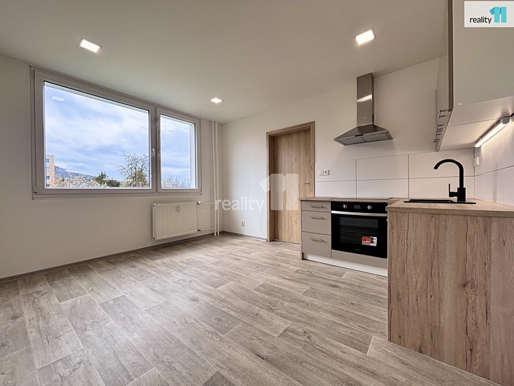 Wohnung 2+kk zum Kauf, 36 m² (1 von 9)