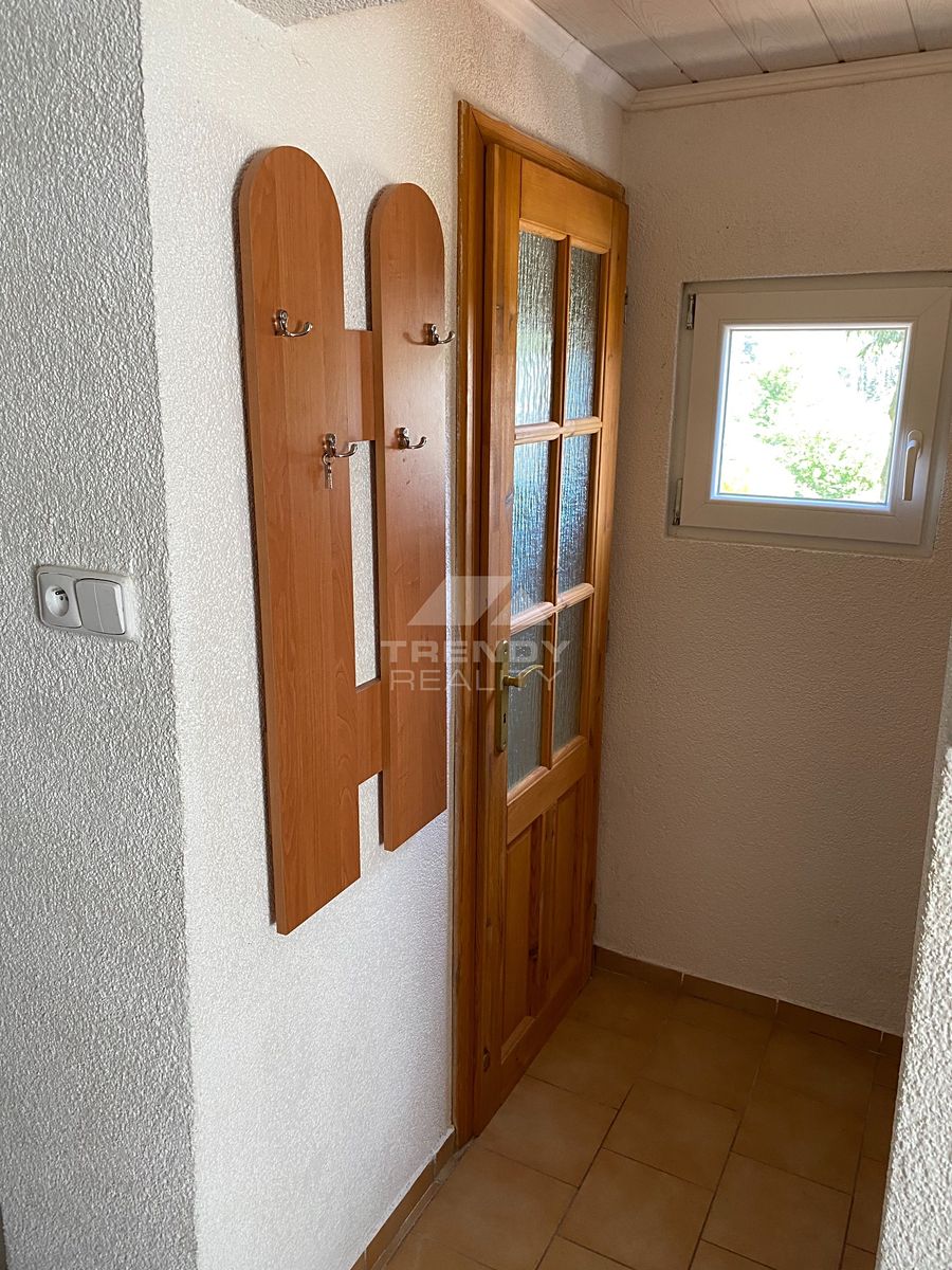 Prodej chaty 35 m², pozemek 324 m² – fotografie 5