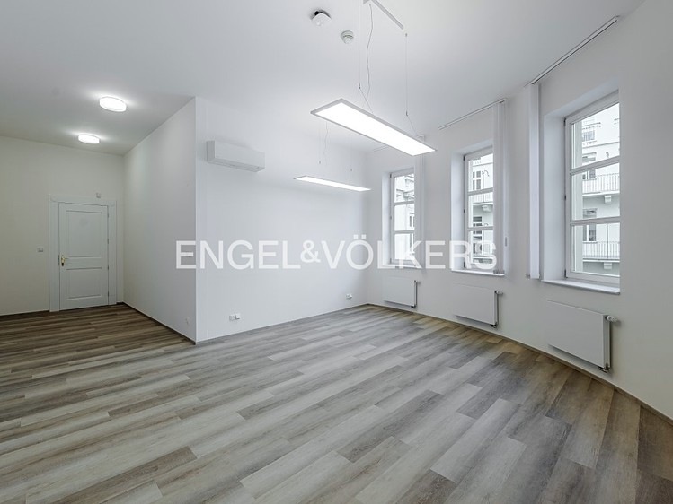 Комерційне приміщення в оренду, 156 м² (4 з 11)