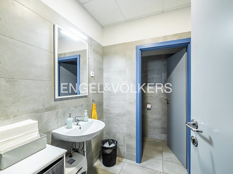 Комерційне приміщення в оренду, 1 392 м² (11 з 12)