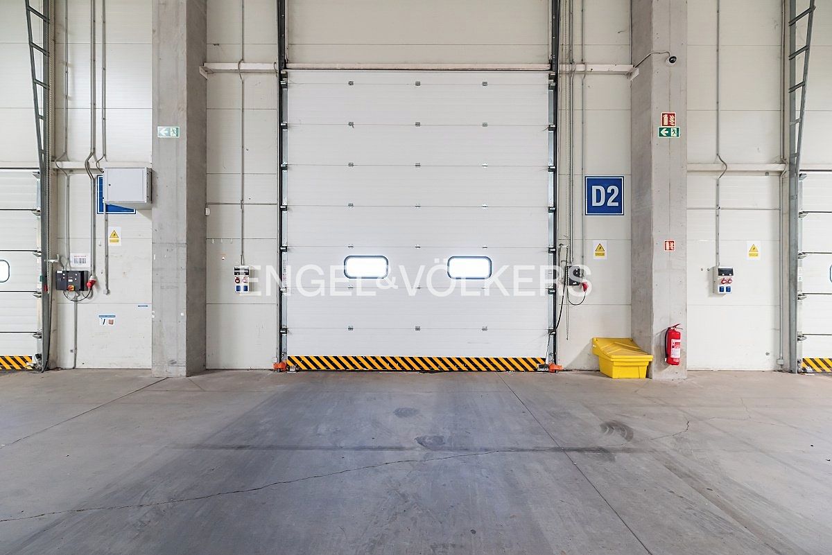 Pronájem výrobní haly, prostoru 6513 m² – fotografie 4