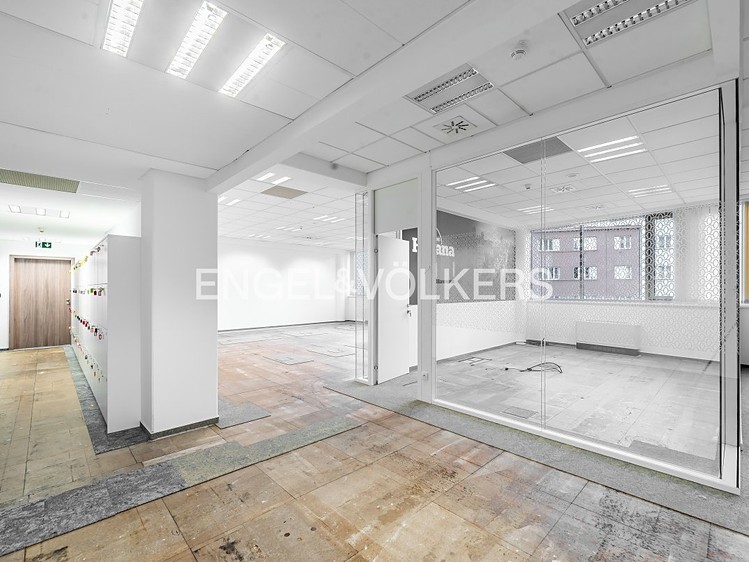 Комерційне приміщення в оренду, 883 м² (8 з 13)