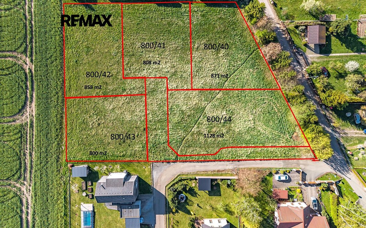 Prodej stavebního pozemku 871 m² – fotografie 3