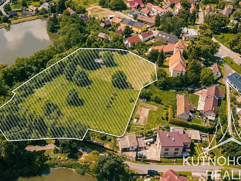 Prodej stavebního pozemku 8504 m², Bratčice – náhled fotky 3
