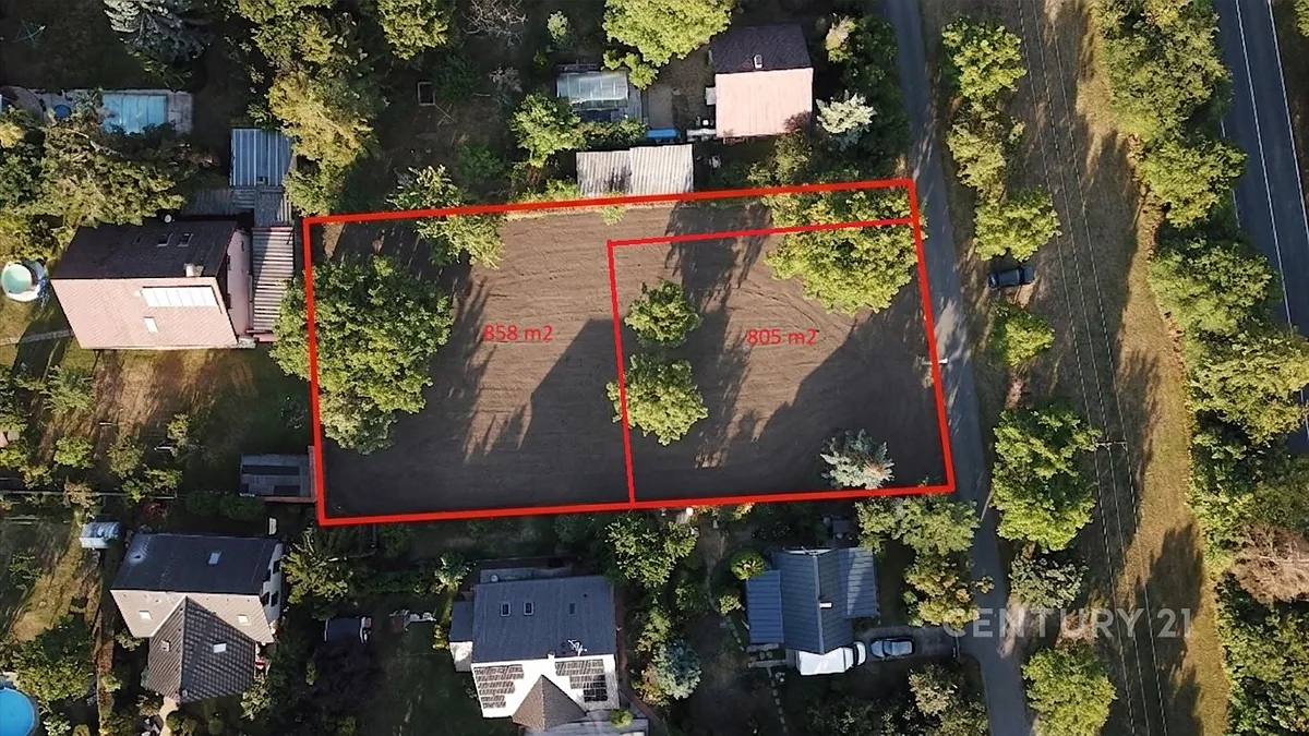 Prodej stavebního pozemku 858 m²