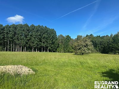 Prodej pozemku 37713 m²