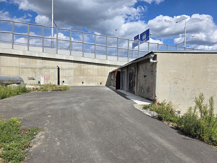 Нерухомість на продаж, 19 м² (19 з 25)