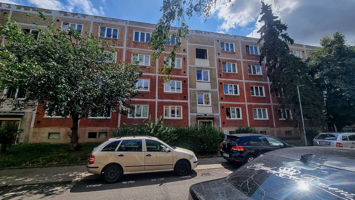 Prodej bytu 2+1 55 m², Bílina – fotka 1 z 3