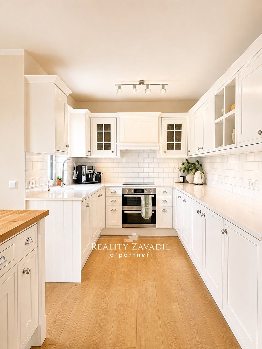 Prodej rodinného domu 155 m², pozemek 1232 m² – fotografie 5