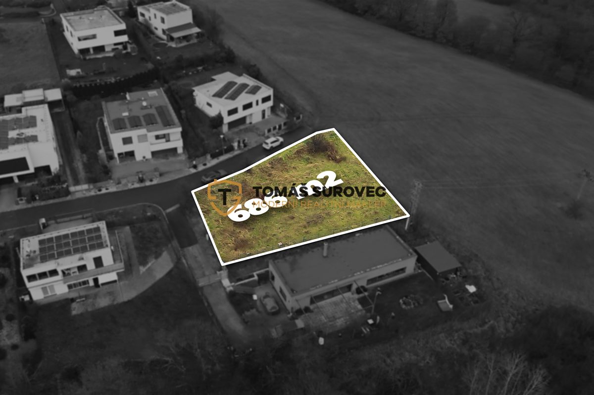 Prodej stavebního pozemku 686 m² – fotografie 2
