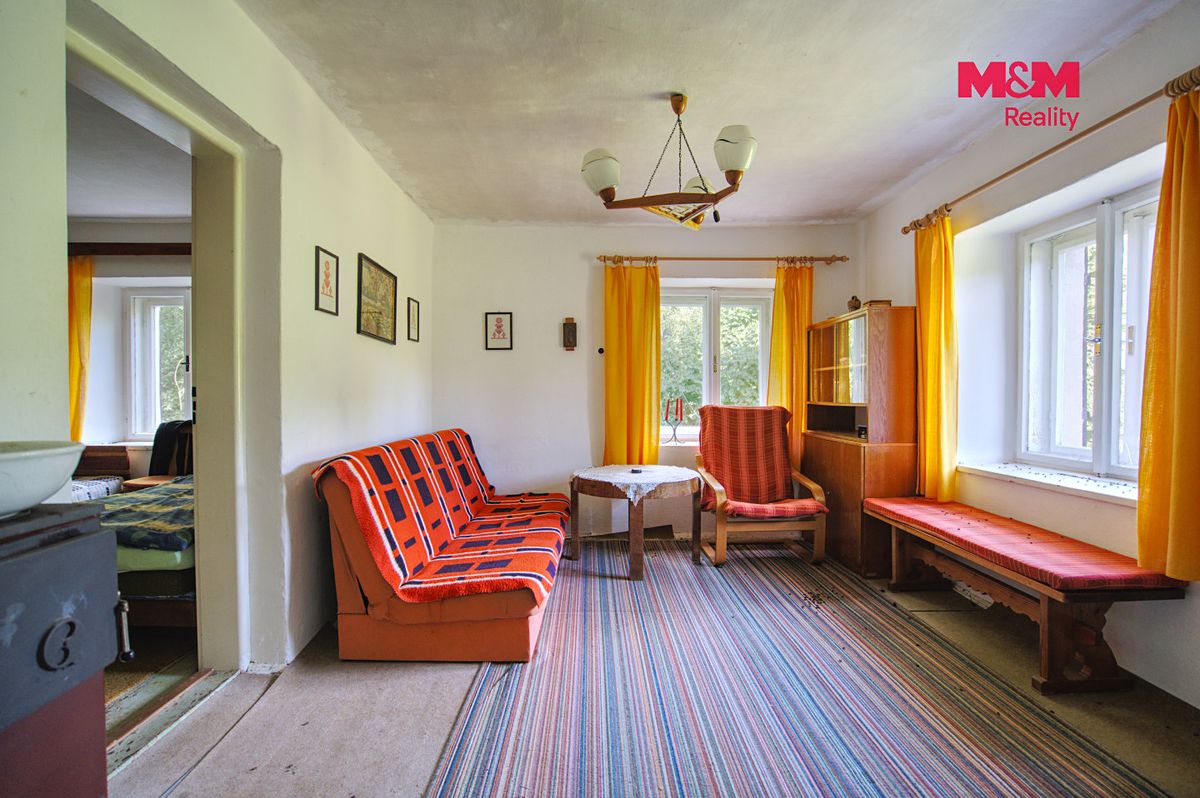 Prodej rodinného domu 150 m², pozemek 7313 m² – fotografie 2