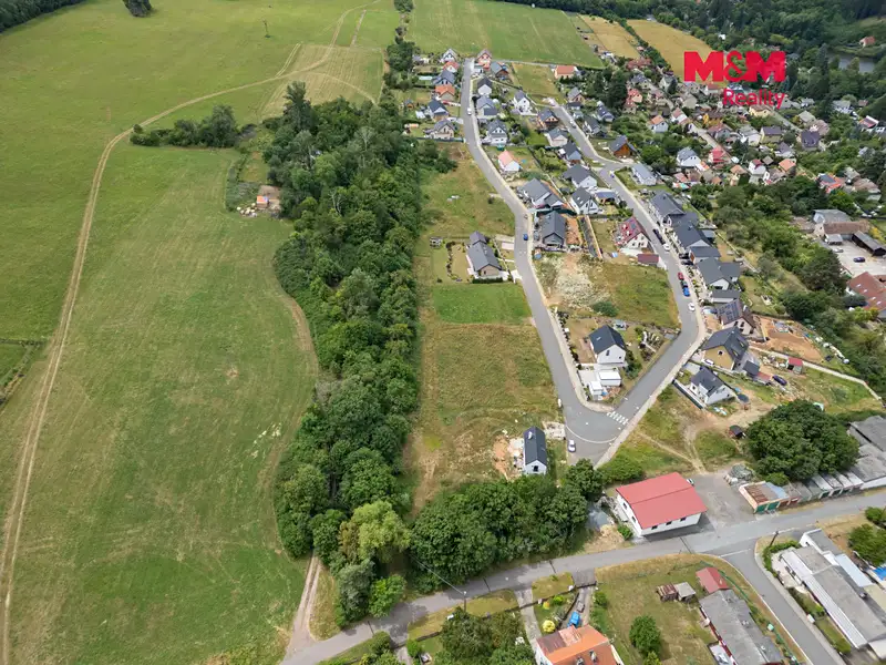 Prodej pozemku 2077 m², Nový Jáchymov – náhled fotky 2