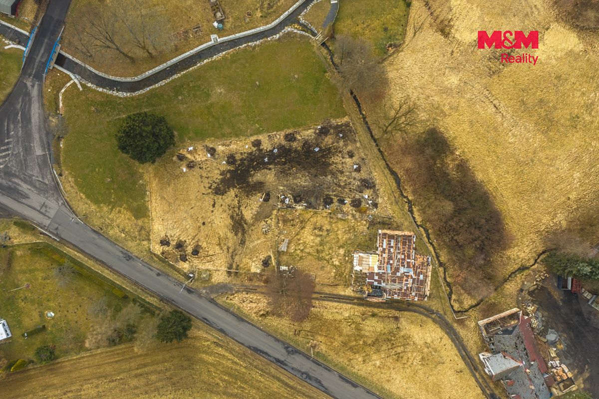 Prodej rodinného domu 140 m², pozemek 689 m² – fotografie 4