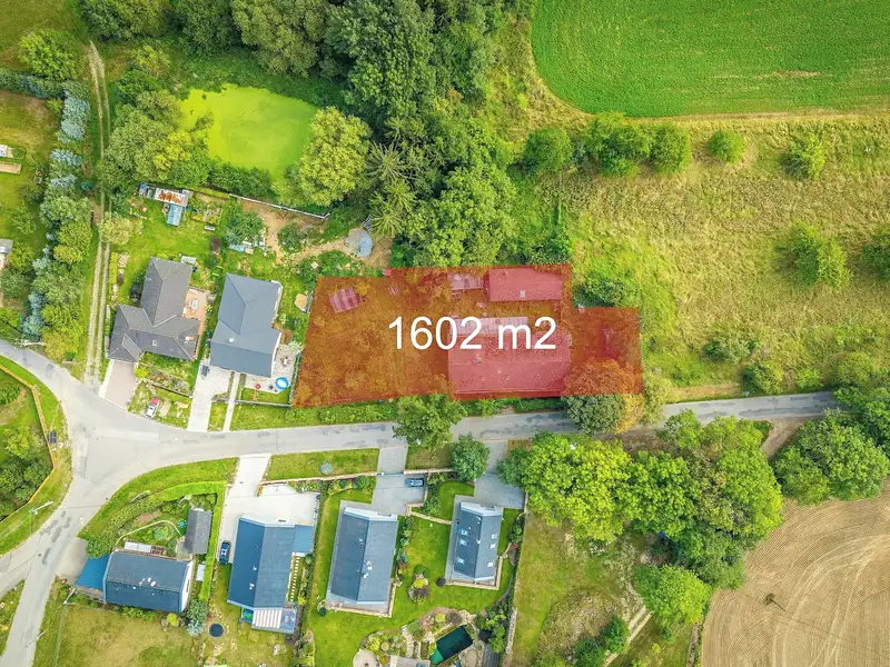 Prodej rodinného domu 230 m², pozemek 1602 m², Jihlava – náhled fotky 2