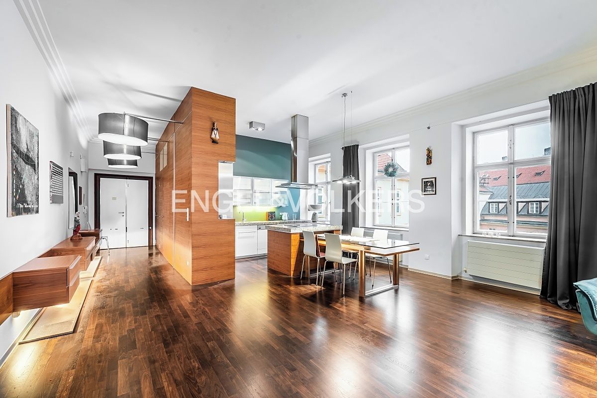 Pronájem bytu 2+kk 110 m² – fotografie 2