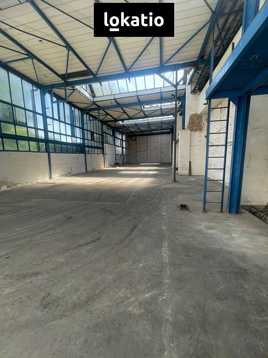 Pronájem skladového prostoru 400 m²
