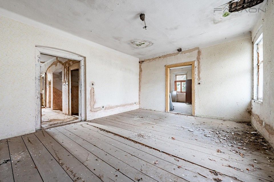Prodej komerční nemovitosti 3061 m² – fotografie 2