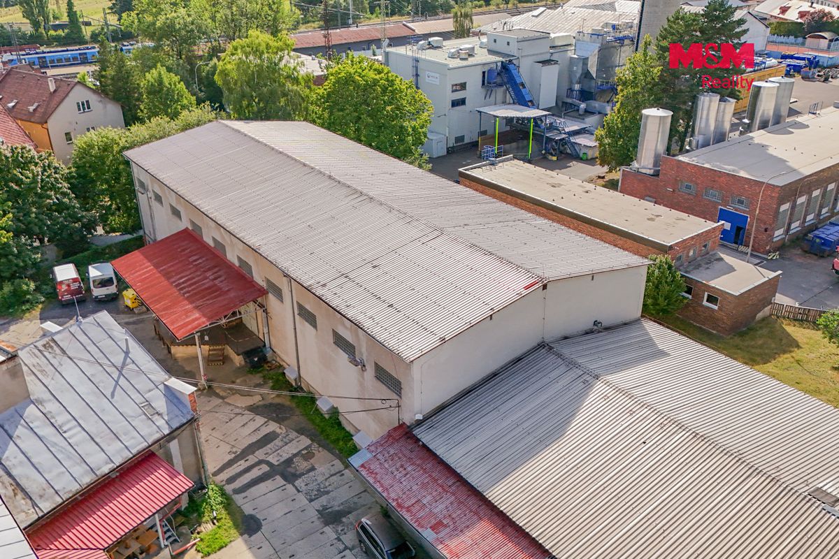 Pronájem obchodního prostoru 425 m² – fotografie 2