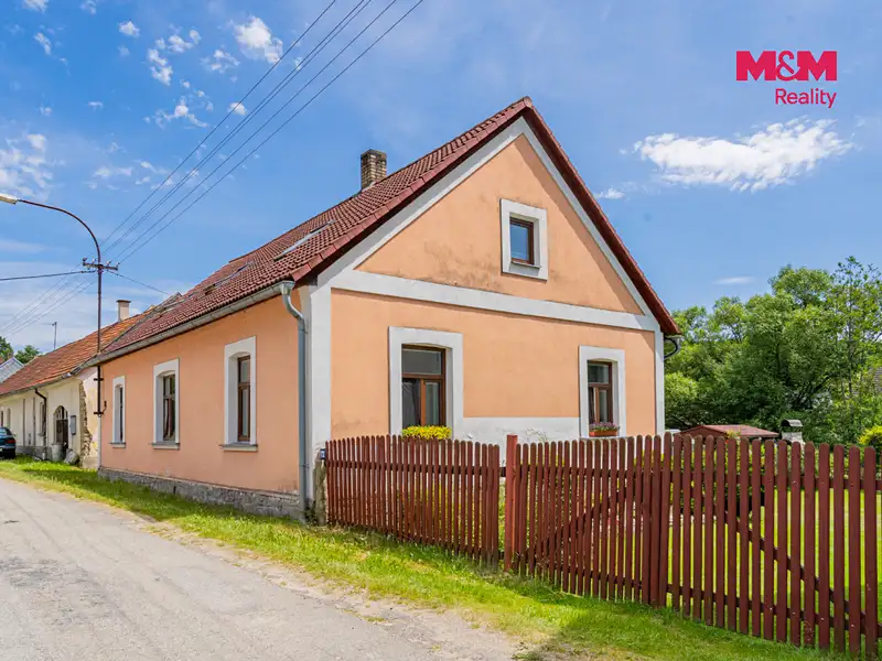 Prodej rodinného domu 187 m², pozemek 969 m², Nová Bystřice – náhled fotky 3