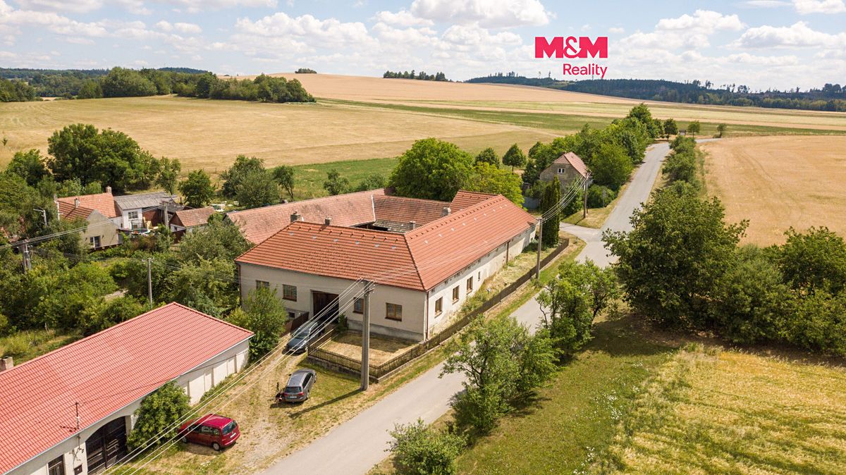 Prodej rodinného domu 189 m², pozemek 2183 m²