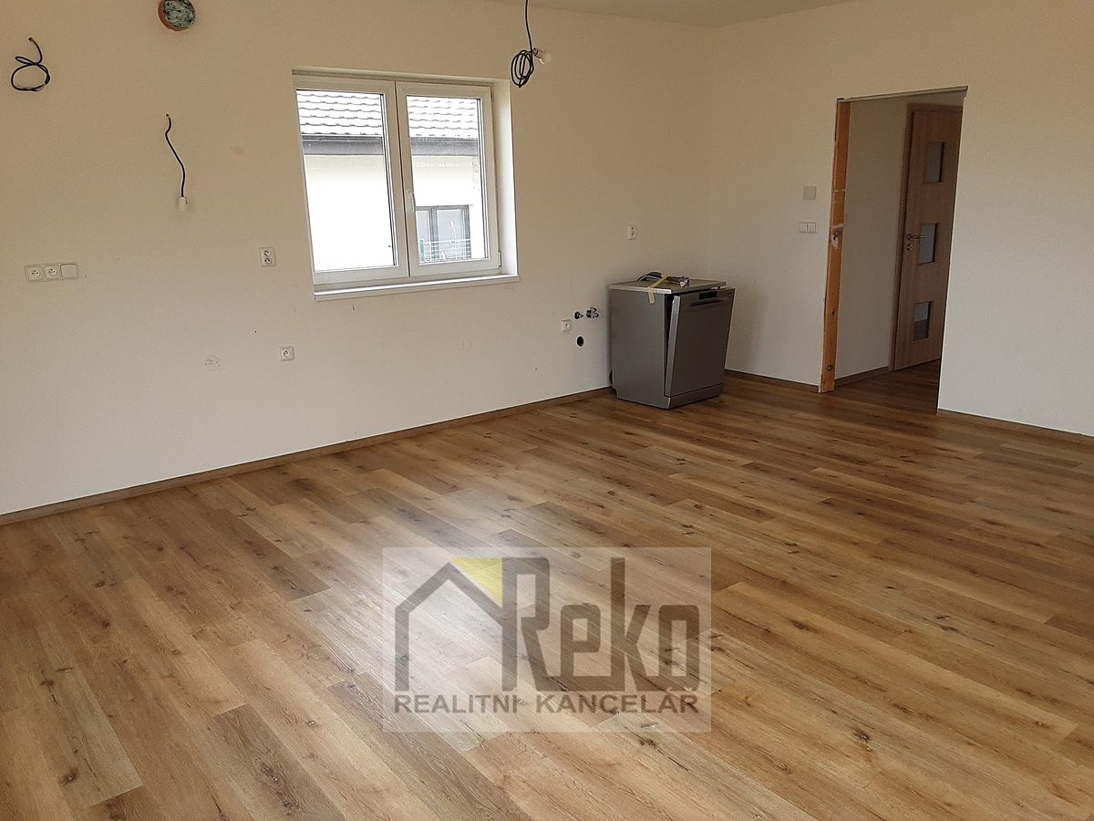 Prodej rodinného domu 84 m², pozemek 1114 m² – fotografie 5