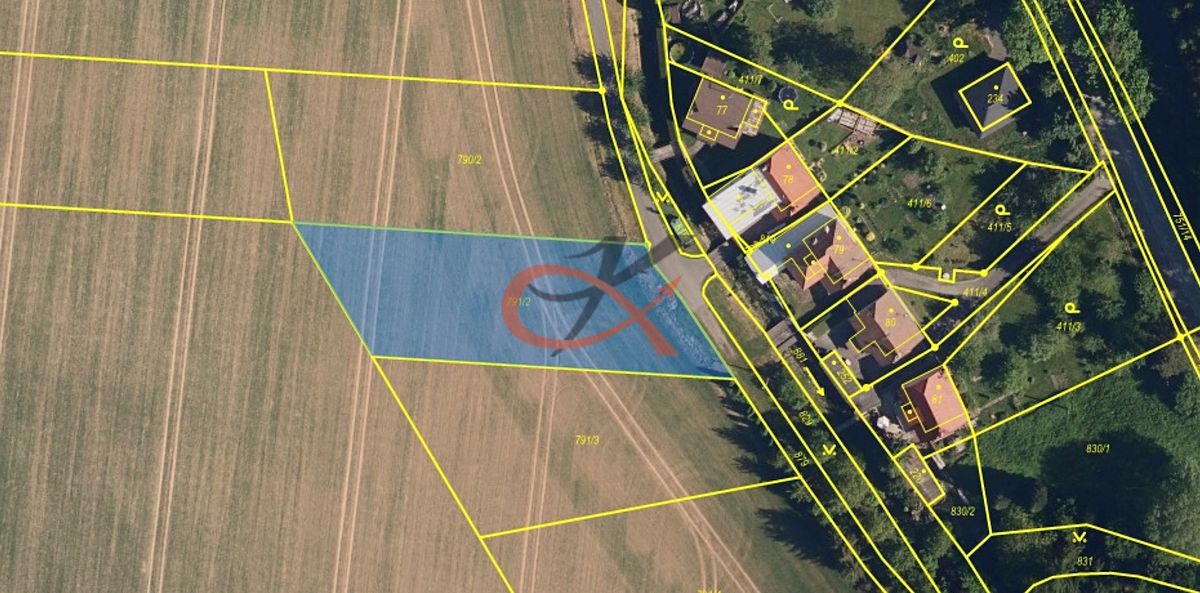 Prodej stavebního pozemku 1734 m² – fotografie 2