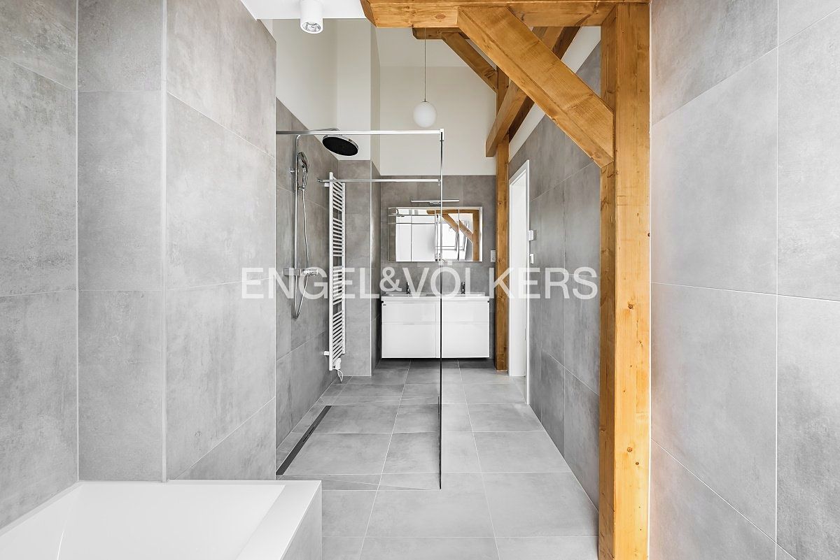 Pronájem bytu 3+kk 98 m² – fotografie 5
