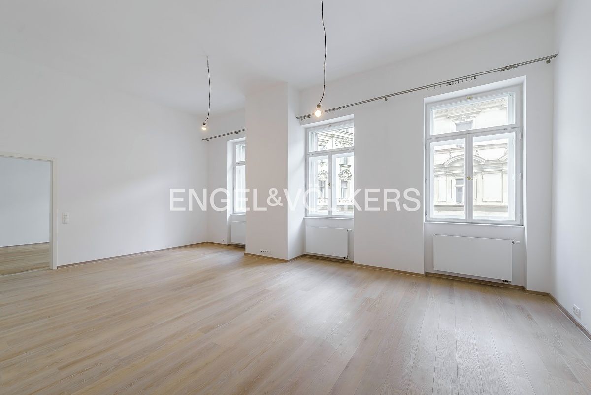 Pronájem bytu 3+kk 102 m², Praha – fotka 1 z 3