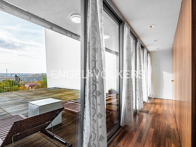 Квартира 5+kk в оренду, 279 м² (14 з 24)